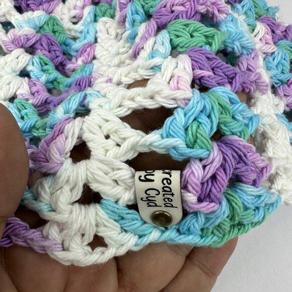 Handmade New Lacy Cloch Sugar 'n Cream in Beach‎ Ball Blue Knit Beanie - S/M - Picture 8 of 11